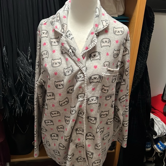 Bottom up fleece like pajama set. Pillow Talk size XL. - Picture 6 of 6